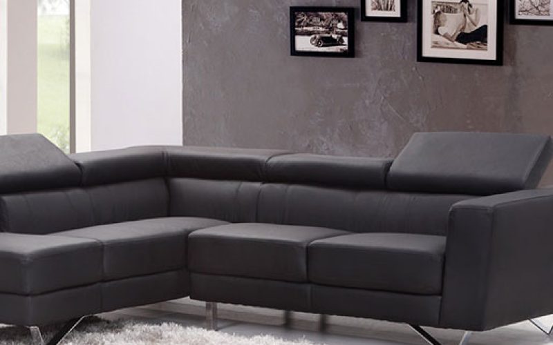 interior-designer-couch