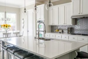 interior-designer-dinning-table